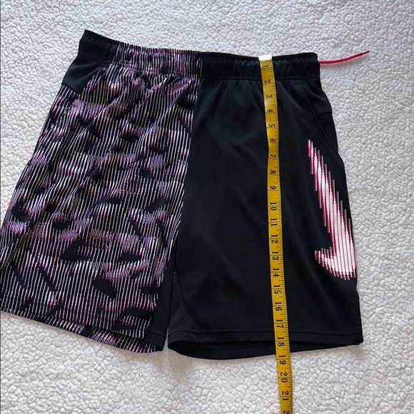 Nike Kids Black and Pink Patterned Skorts - Picture 5 of 11